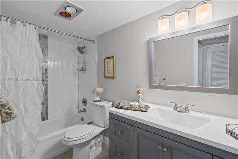 4800 Bayview Drive Fort Lauderdale FL 33308