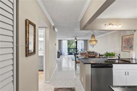 4800 Bayview Drive Fort Lauderdale FL 33308