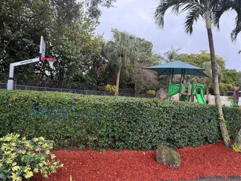 405 Sunshine Drive Coconut Creek FL 33066