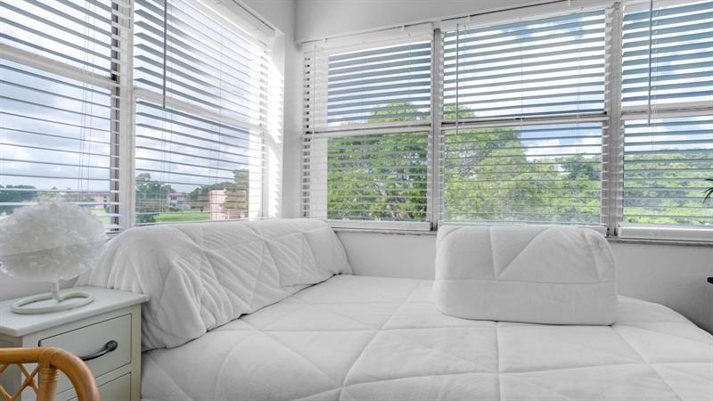 9581 Sunrise Lakes Boulevard Sunrise FL 33322