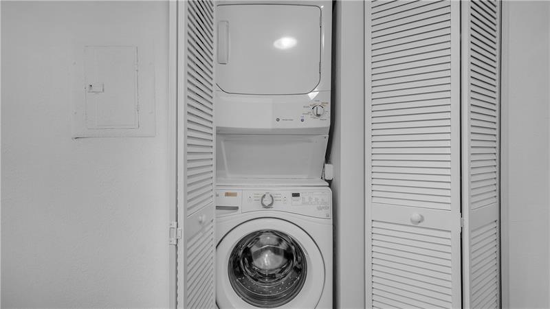 5681 Riverside Drive Coral Springs FL 33067