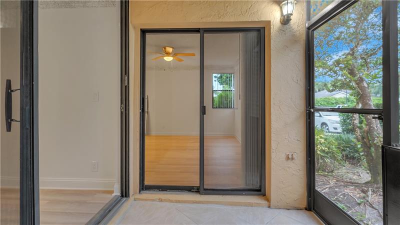 5681 Riverside Drive Coral Springs FL 33067