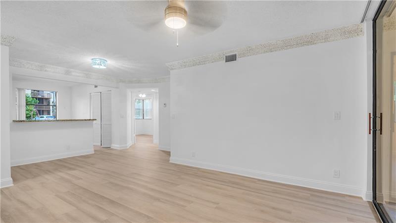 5681 Riverside Drive Coral Springs FL 33067