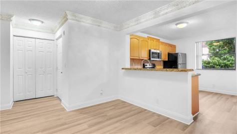 5681 Riverside Drive Coral Springs FL 33067