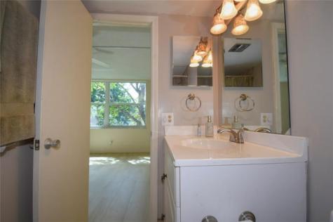 4025 N Federal Highway Oakland Park FL 33308