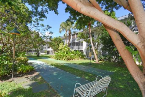 4025 N Federal Highway Oakland Park FL 33308