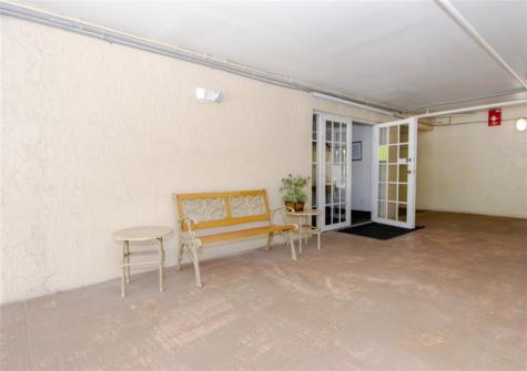 4025 N Federal Highway Oakland Park FL 33308