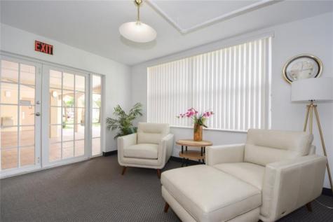 4025 N Federal Highway Oakland Park FL 33308