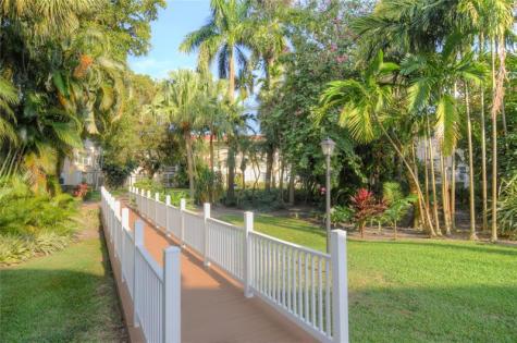 4025 N Federal Highway Oakland Park FL 33308