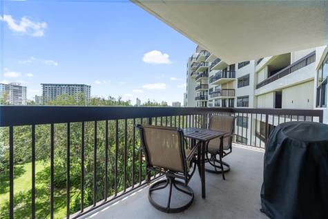 2900 NE 14th Street Causeway Pompano Beach FL 33062
