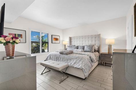5100 Bayview Drive Fort Lauderdale FL 33308