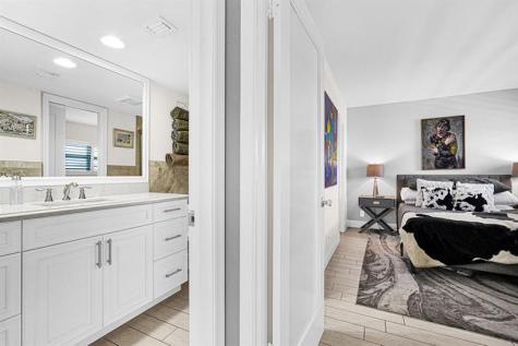 5100 Bayview Drive Fort Lauderdale FL 33308