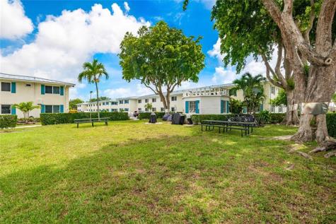1821 NE 62nd Street Fort Lauderdale FL 33308