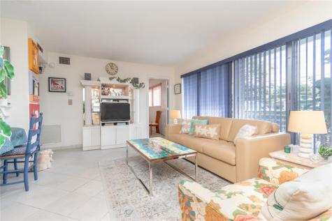 1035 SE 15th Street Fort Lauderdale FL 33316