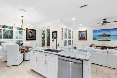 220 NE 15th Avenue Fort Lauderdale FL 33301