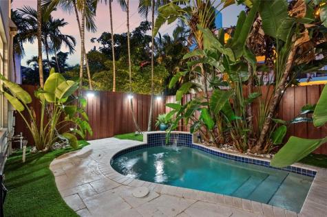 220 NE 15th Avenue Fort Lauderdale FL 33301