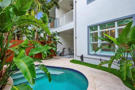 220 NE 15th Avenue Fort Lauderdale FL 33301