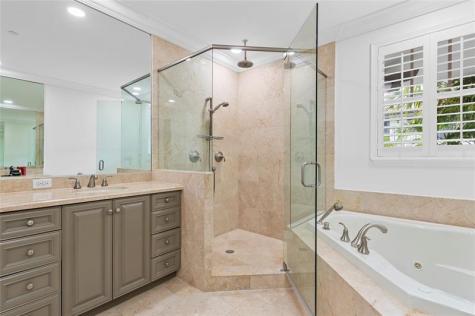 220 NE 15th Avenue Fort Lauderdale FL 33301