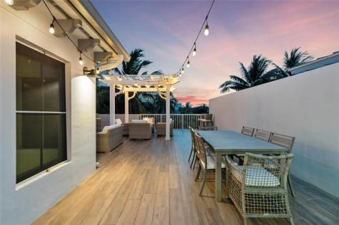 220 NE 15th Avenue Fort Lauderdale FL 33301