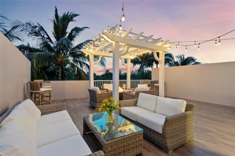 220 NE 15th Avenue Fort Lauderdale FL 33301