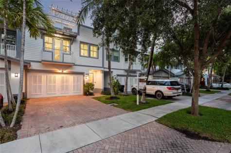 220 NE 15th Avenue Fort Lauderdale FL 33301