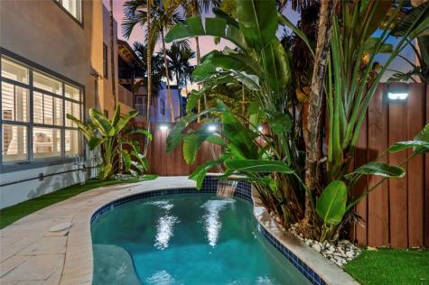 220 NE 15th Avenue Fort Lauderdale FL 33301