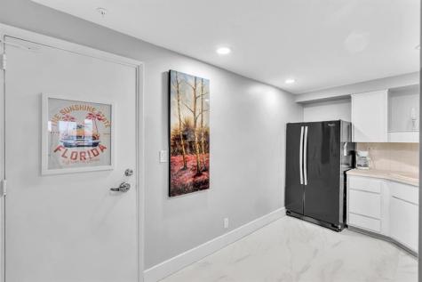 3200 NE 36th Street Fort Lauderdale FL 33308