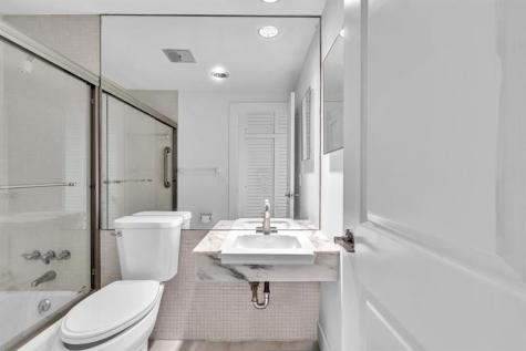 3200 NE 36th Street Fort Lauderdale FL 33308