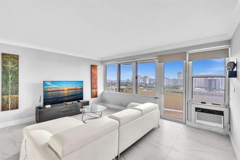 3200 NE 36th Street Fort Lauderdale FL 33308