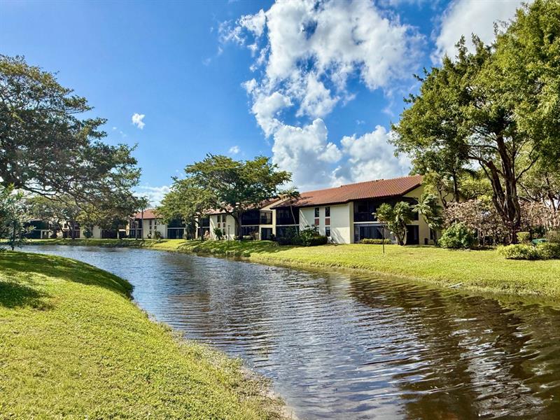 10615 Ocean Palm Way Boynton Beach FL 33437