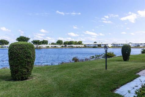 1116 Lake Terrace Boynton Beach FL 33426