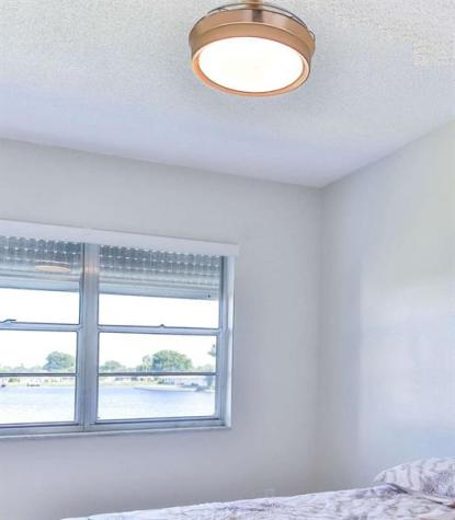 1116 Lake Terrace Boynton Beach FL 33426