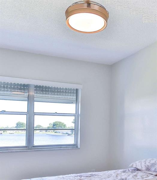 1116 Lake Terrace Boynton Beach FL 33426