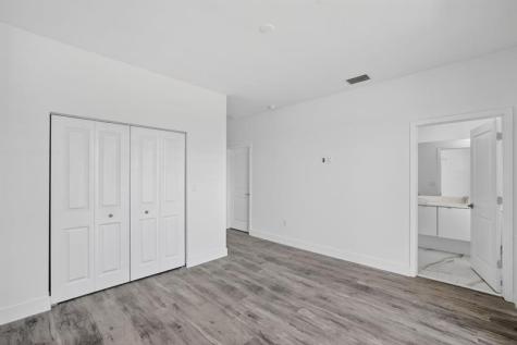 1531-1537 N Dixie Highway Pompano Beach FL 33060