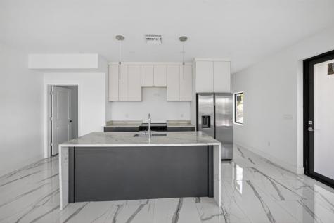 1531-1537 N Dixie Highway Pompano Beach FL 33060