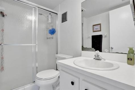 9480 Poinciana Place Davie FL 33324