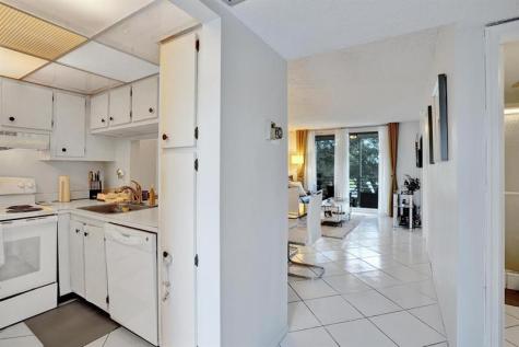 9480 Poinciana Place Davie FL 33324