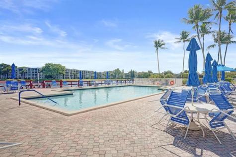 9480 Poinciana Place Davie FL 33324
