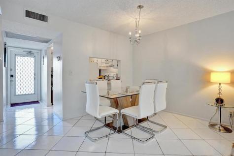 9480 Poinciana Place Davie FL 33324