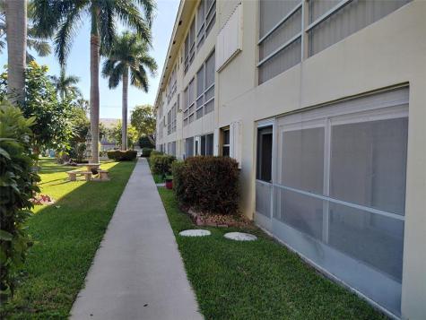 1951 NE 39th Street Lighthouse Point FL 33064