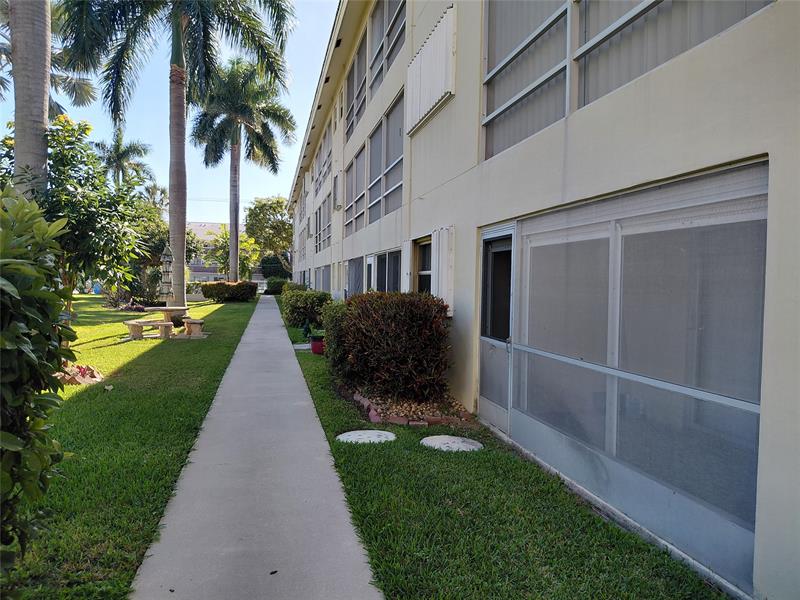 1951 NE 39th Street Lighthouse Point FL 33064