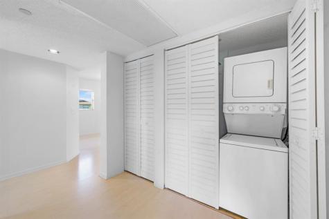 550 SW 137th Avenue Pembroke Pines FL 33027