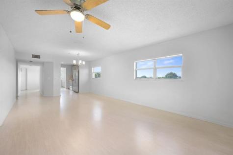 550 SW 137th Avenue Pembroke Pines FL 33027