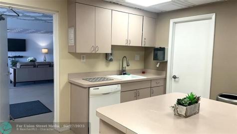 5100 Dupont Boulevard Fort Lauderdale FL 33308