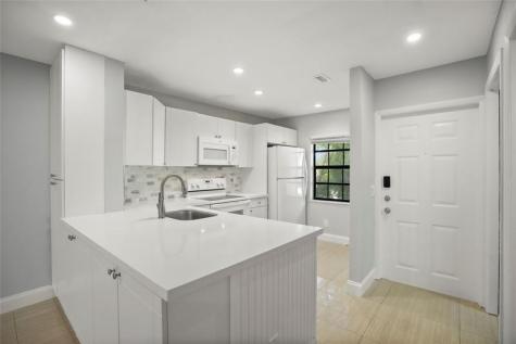 510 NW 103rd Terrace Pembroke Pines FL 33026