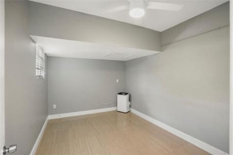510 NW 103rd Terrace Pembroke Pines FL 33026