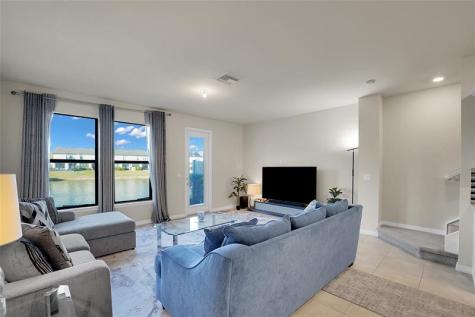 2293 S Appleton Circle S Oakland Park FL 33309