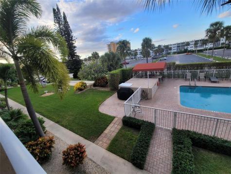 3200 NE 7th Court Pompano Beach FL 33062