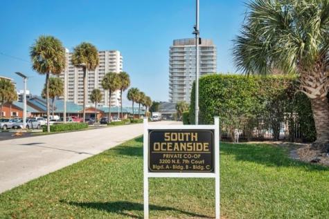 3200 NE 7th Court Pompano Beach FL 33062
