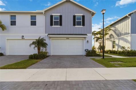 4898 N Longwood Lake Square Westlake FL 33470